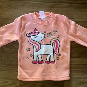 EUC long sleeve unicorn shirt. Size 3T